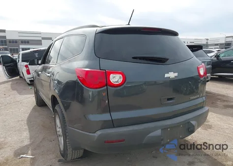 2010 Chevrolet Traverse Ls z USA, uszkodzony, nr VIN 1GNLREED6AJ263575